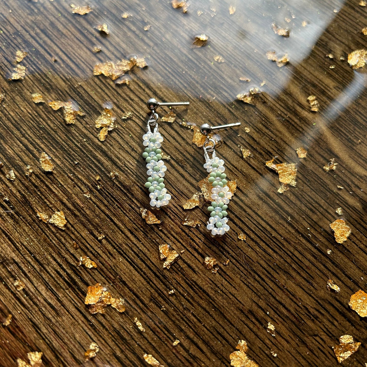 Daisy Chain Studs