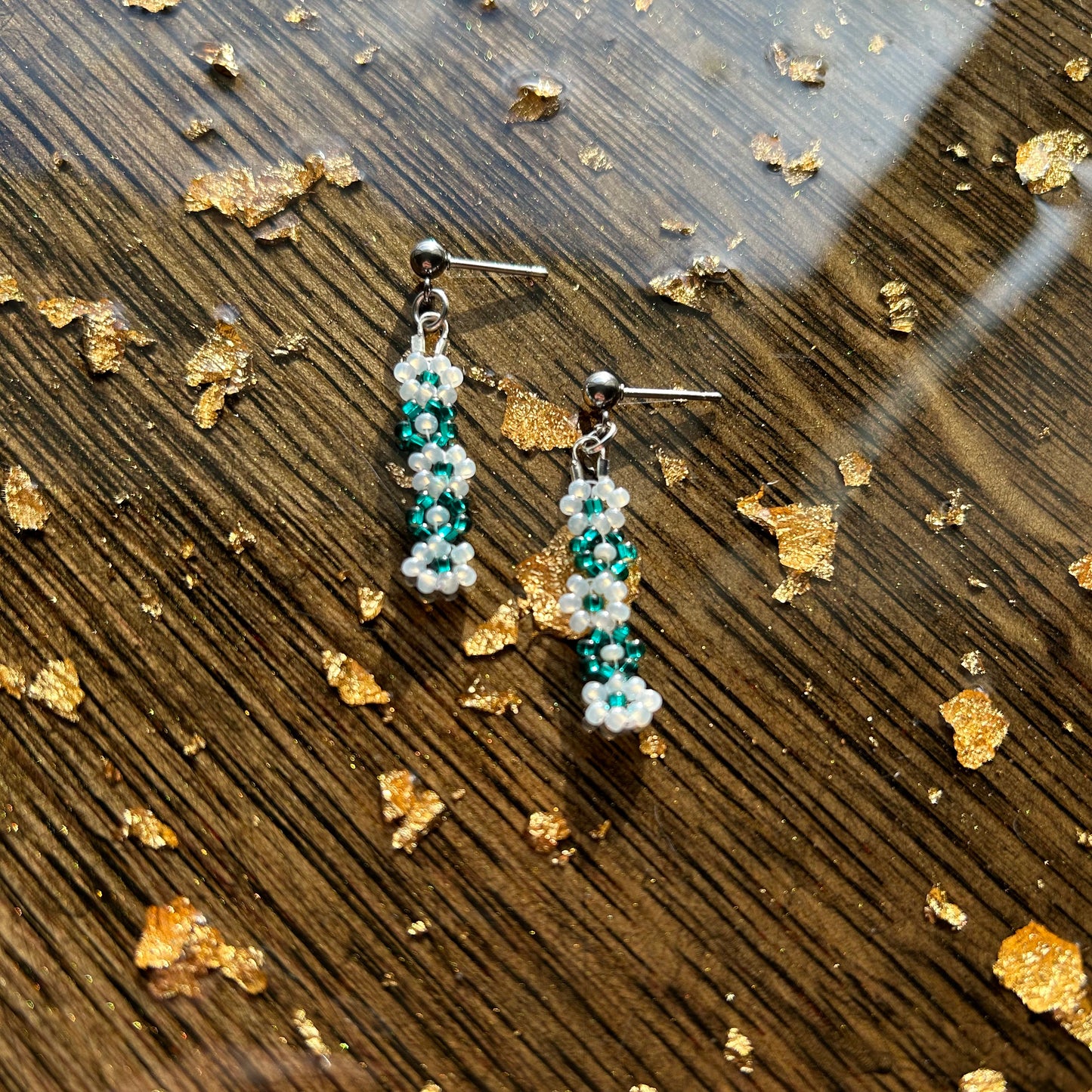 Daisy Chain Studs