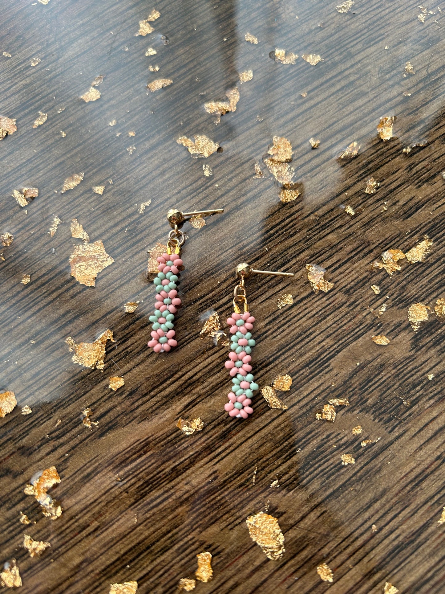 Daisy Chain Studs